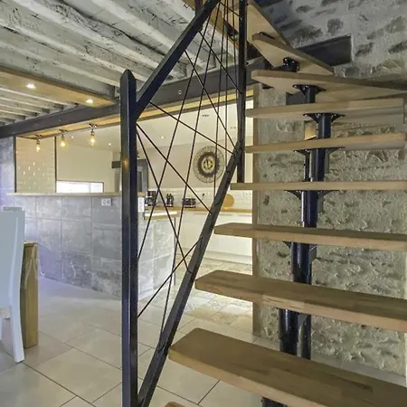 Σπίτι διακοπών Charmante Maison Ancienne Au Coeur Du Village Avec Jardin Et Terrasse - Fr-1-497-219 *