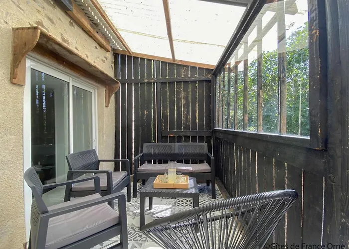 Dom wakacyjny Charmante Maison Ancienne Au Coeur Du Village Avec Jardin Et Terrasse - Fr-1-497-219 Rouperroux