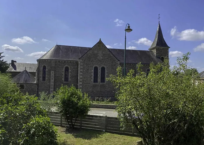Dom wakacyjny Charmante Maison Ancienne Au Coeur Du Village Avec Jardin Et Terrasse - Fr-1-497-219 Rouperroux